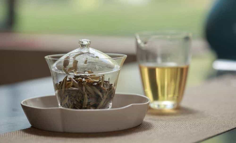 白茶属于花茶吗