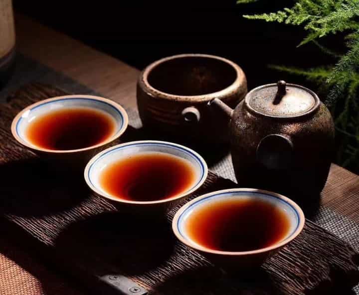 什么样的普洱茶好喝，良友择茶而饮