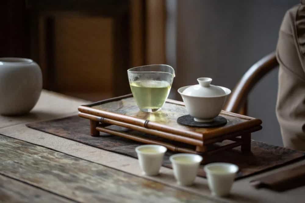 泡绿茶的八个步骤
