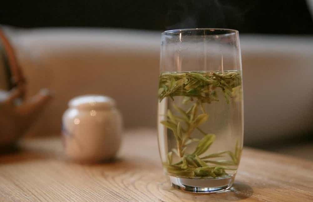 绿茶用多少度的水泡最好