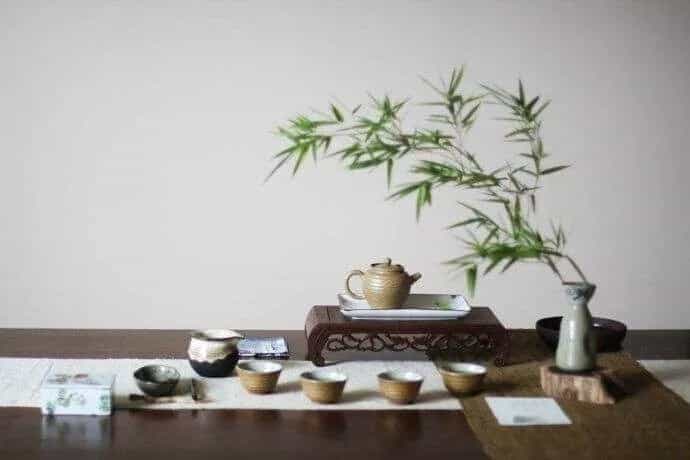 茶席布置中的主要茶具和茶器