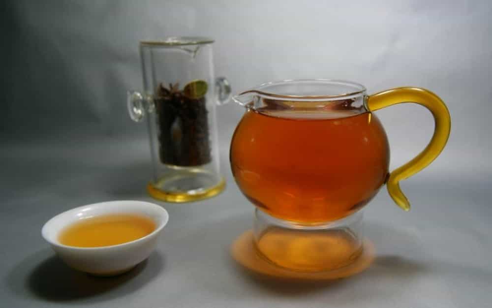 我国最早产生的红茶是