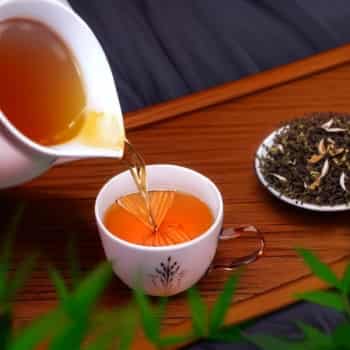 红茶的魅力：品尝茶叶的千姿百态