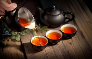 洞庭山碧螺红茶：湖南名茶的骄傲
