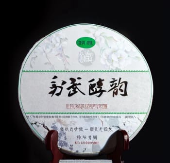 云南普洱茶：十大名牌品鉴，探寻独特风味与传统工艺