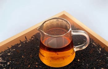 红茶的多种形状：了解红茶的不同外观特征