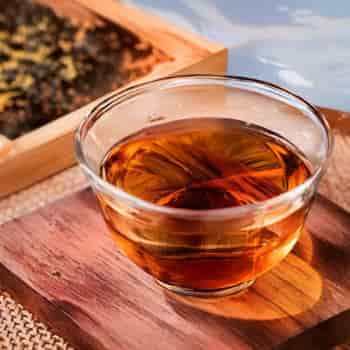 红茶VS绿茶：哪种更适合去湿气？