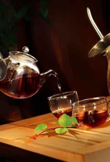 绿茶与红茶的功效差异